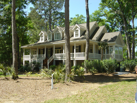 House with cool entry