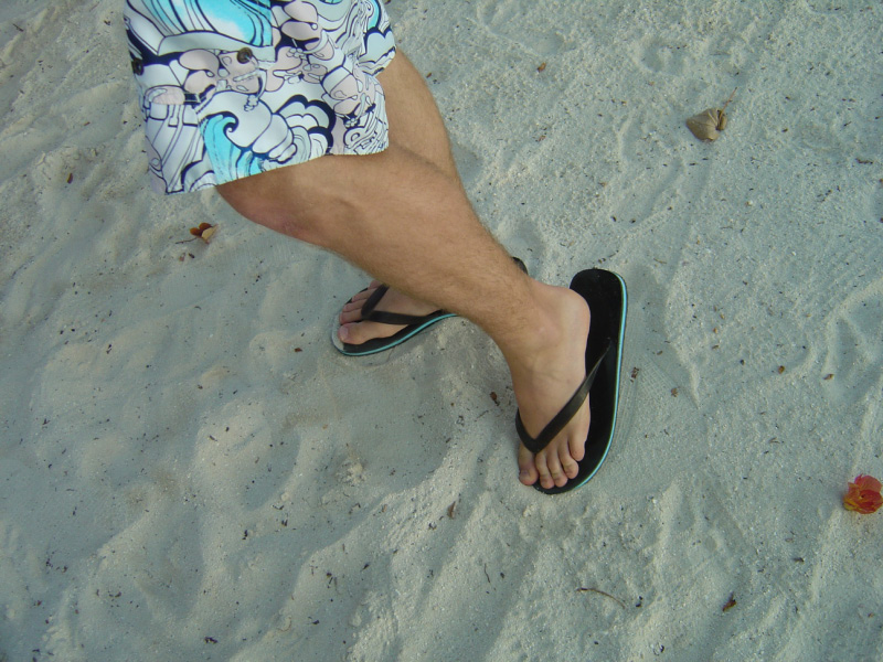 Gaw-jus leg (he's actually posing here)