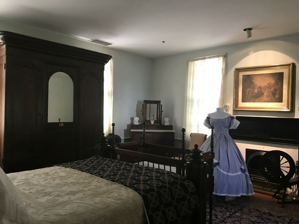 One of the bedrooms in the White House where Jefferson Davis lived