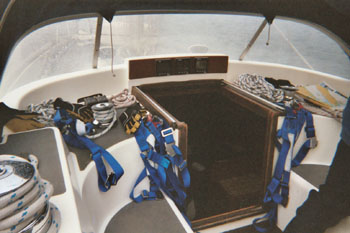42-Cockpit Mess