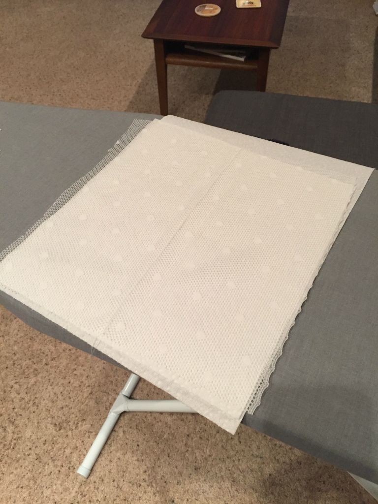 Seam is fairy invisible when on top of a white tablecloth.