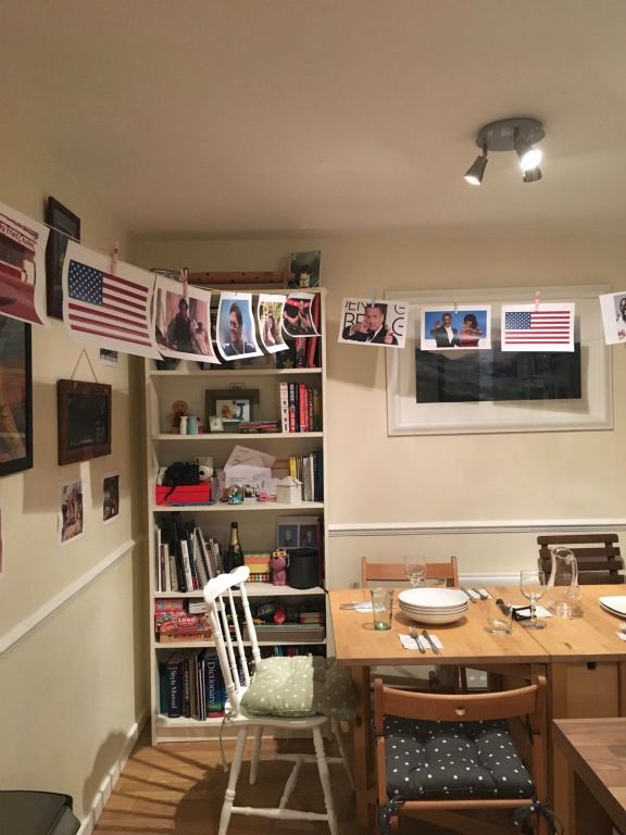 Jess and Adam decorate for Thanksgiving