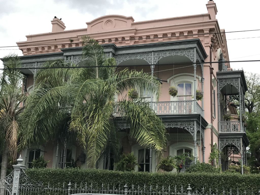 More gorgeous ironwork